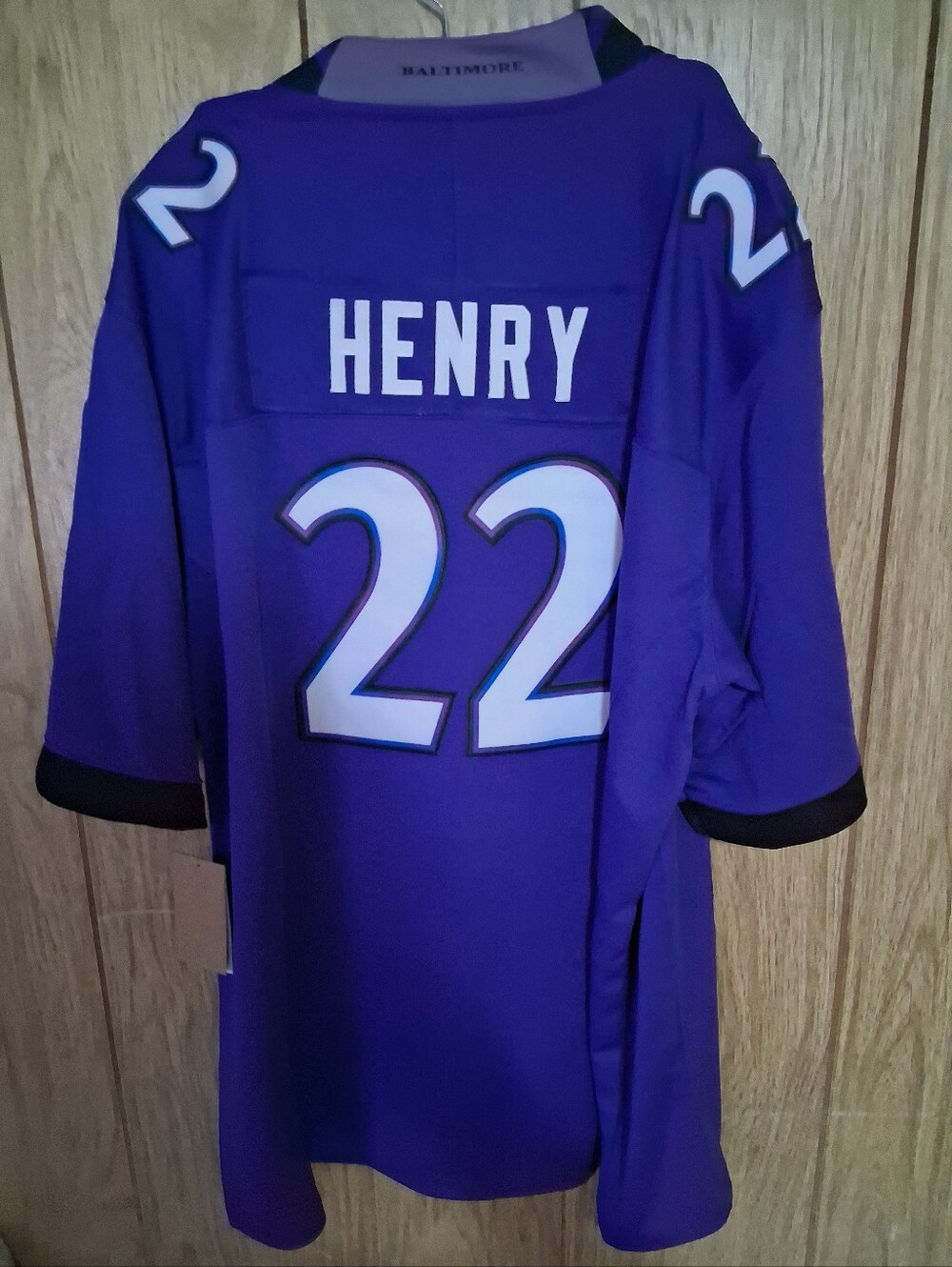 Mystery Sports Card With Derrick Henry Baltimore Ravens fused home XXL jersey